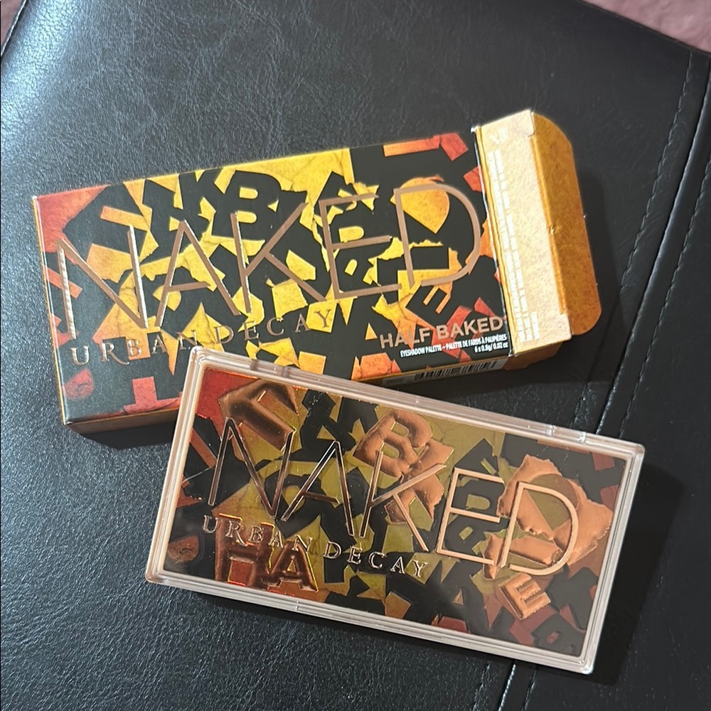NIB-Urban Decay Naked -Half Baked Heat Eyeshadow Palette